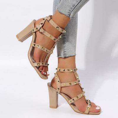 Kelly – Sandalen mit Nieten und Schnalle, Quadratischer Zeh, Hohe Absätze