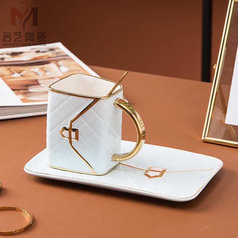 Gilded Elegance Handtaschen-inspirierte Keramik-Dessertteller