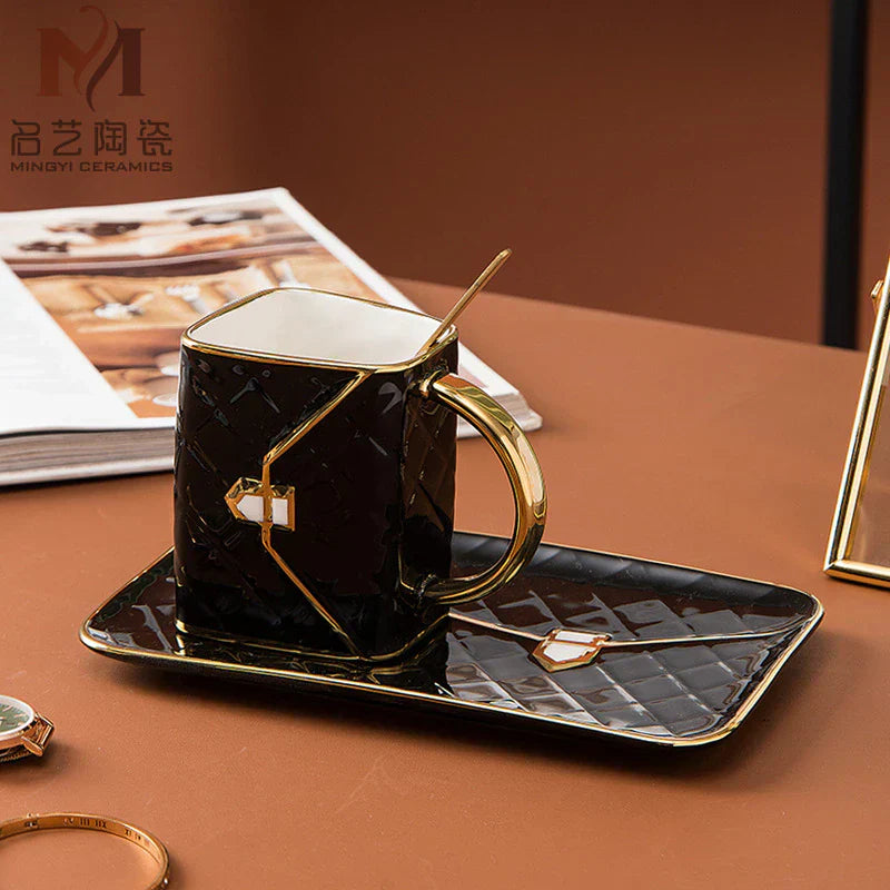 Gilded Elegance Handtaschen-inspirierte Keramik-Dessertteller