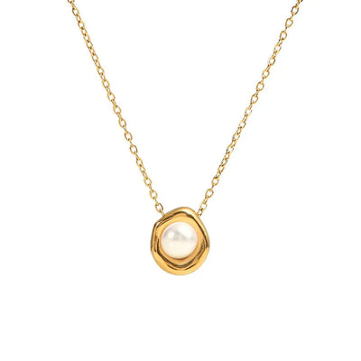Gold-plated salt pearl necklace