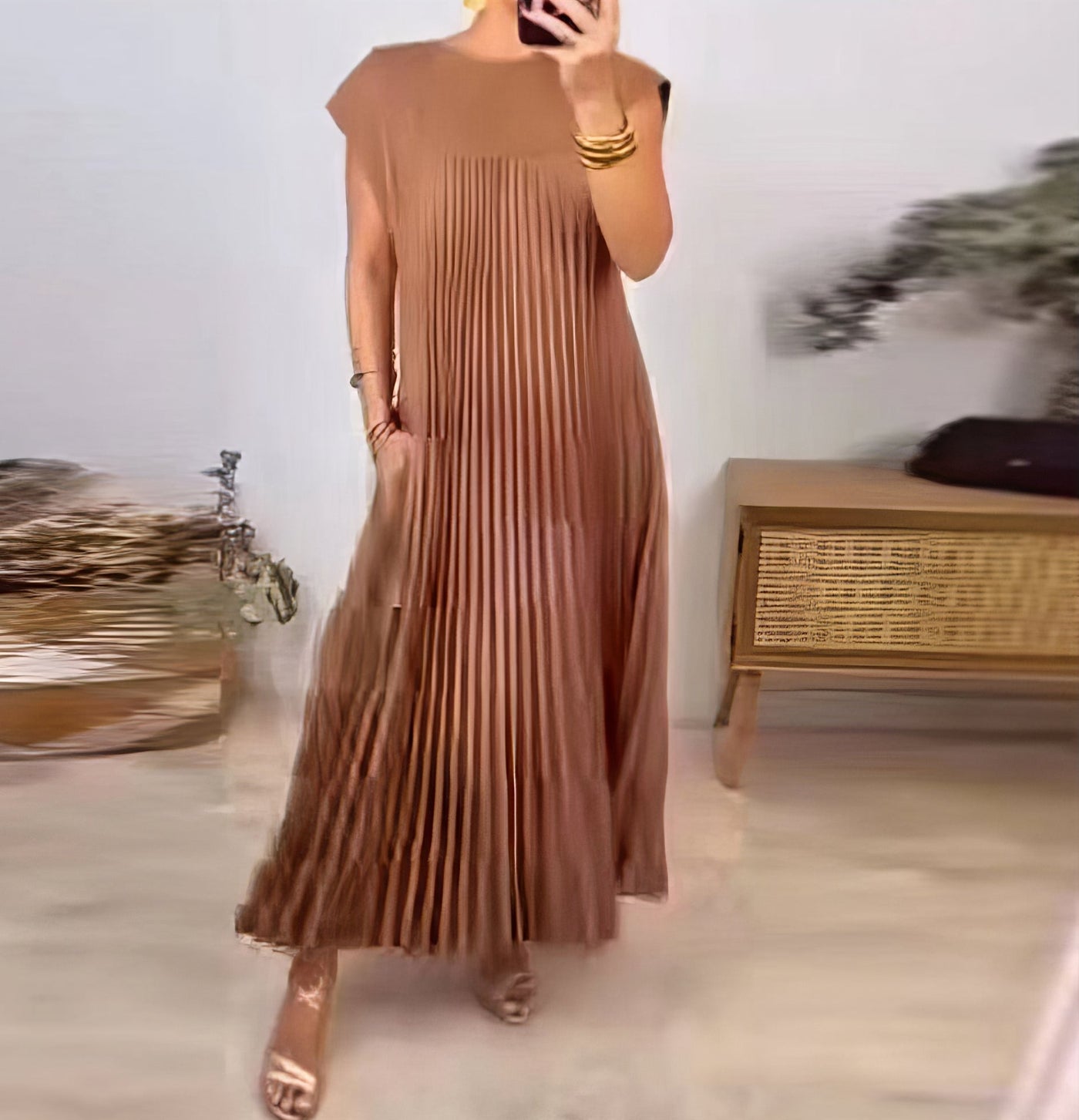 ELEONORA | Plissiertes ärmelloses Kleid, Elegant und zeitlos
